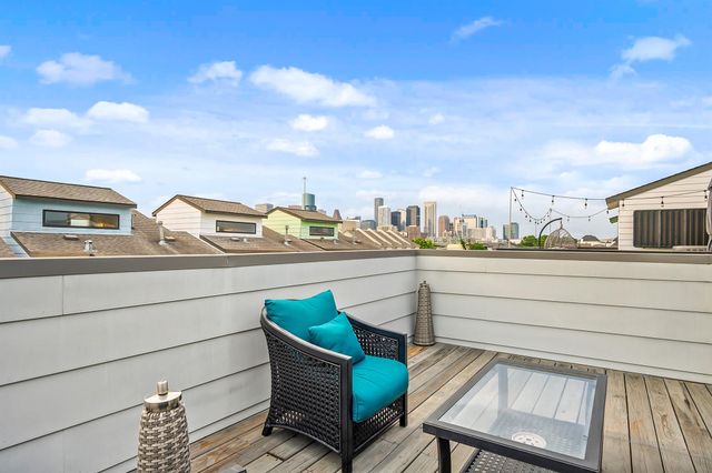 2106 Dennis Street, Houston, TX 77004