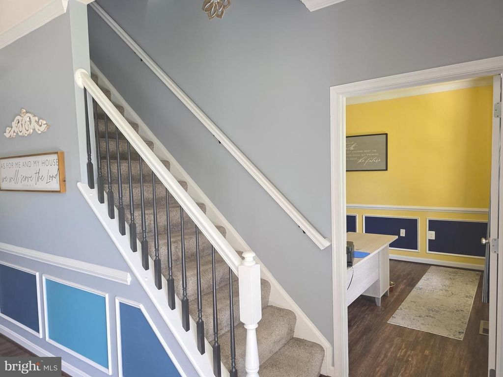 Image 25 of property listing at 28136 BEN OAKS DR, Mechanicsville, MD 20659
