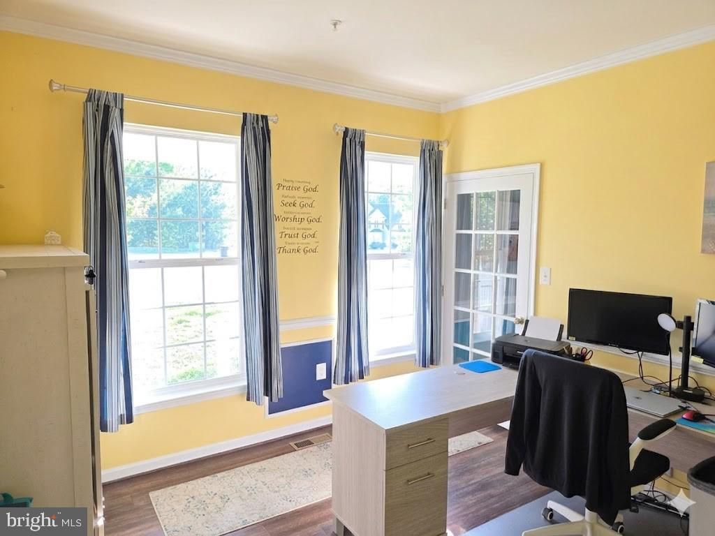 Image 27 of property listing at 28136 BEN OAKS DR, Mechanicsville, MD 20659