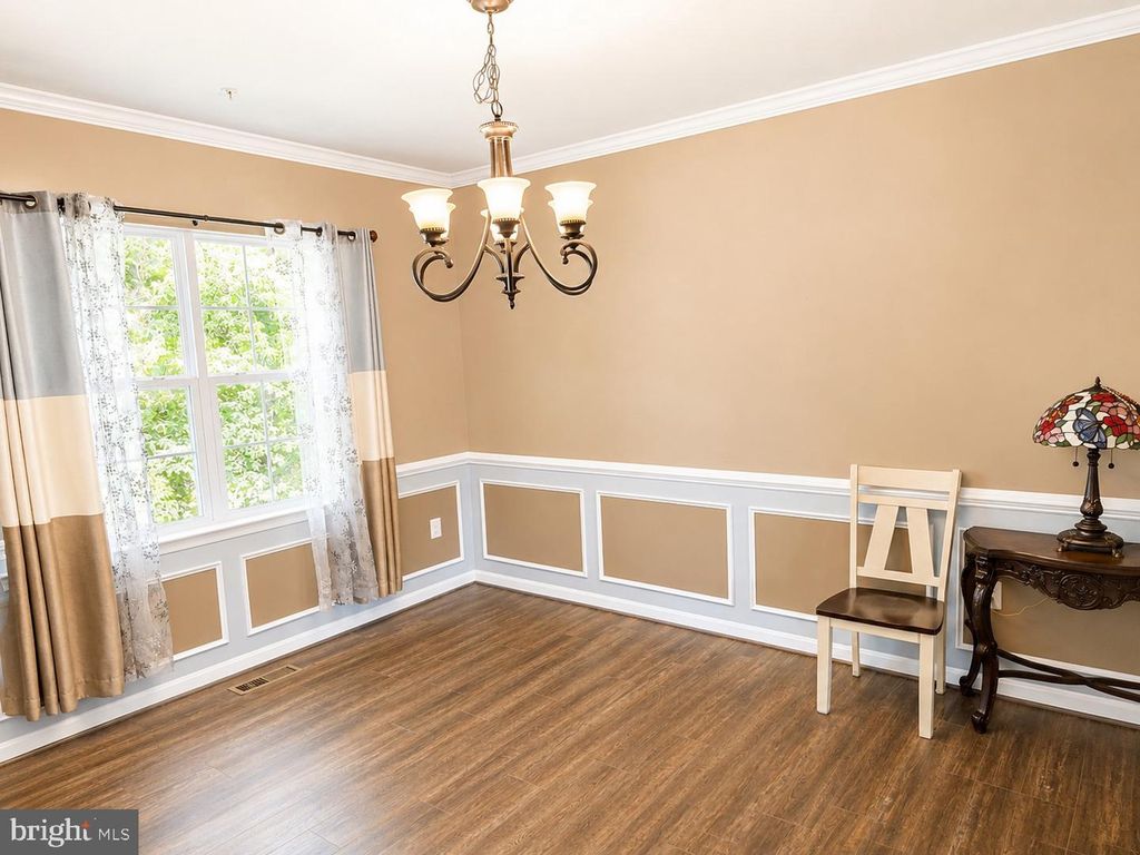 Image 30 of property listing at 28136 BEN OAKS DR, Mechanicsville, MD 20659