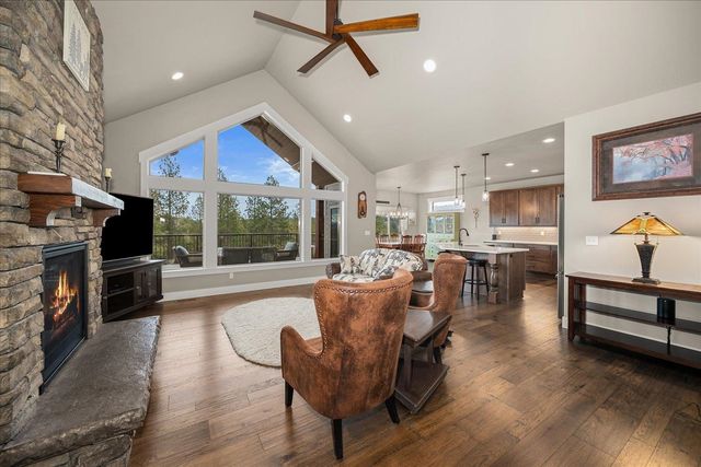 14329 E 39th Ln, Veradale, WA 99037