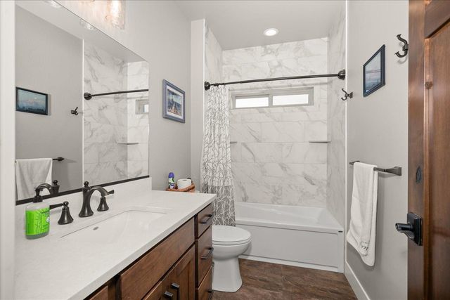 14329 E 39th Ln, Veradale, WA 99037