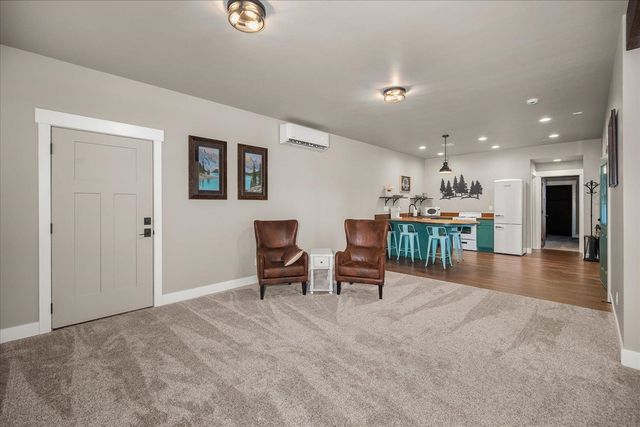 14329 E 39th Ln, Veradale, WA 99037