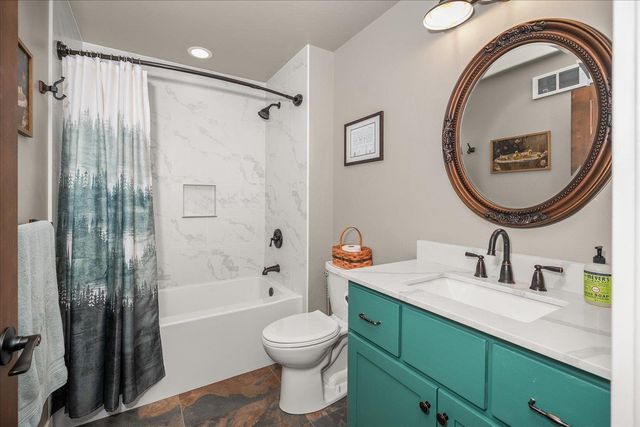 14329 E 39th Ln, Veradale, WA 99037