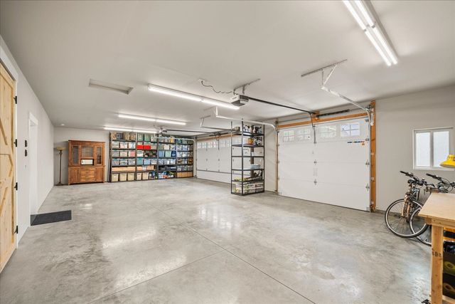 14329 E 39th Ln, Veradale, WA 99037