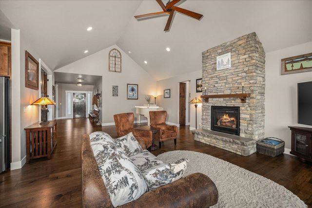 14329 E 39th Ln, Veradale, WA 99037