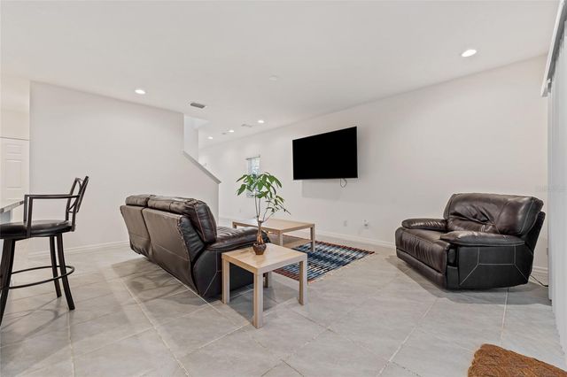 156 GLASS ONION DRIVE, Howey In The Hills, FL 34737