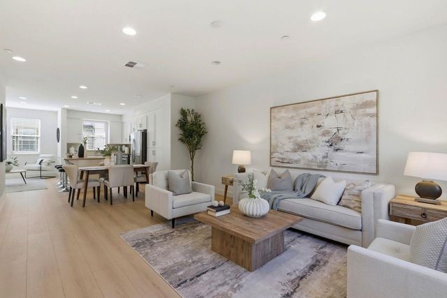 880 Apollo, Santa Clara, CA 95051