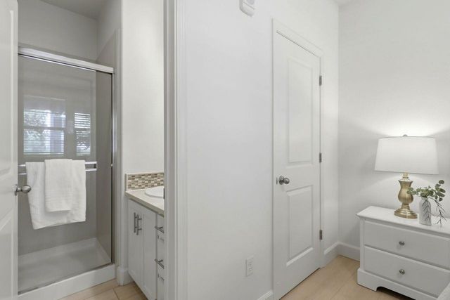 880 Apollo, Santa Clara, CA 95051