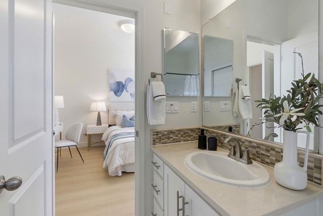 880 Apollo, Santa Clara, CA 95051