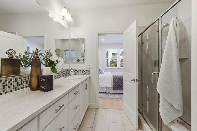 880 Apollo, Santa Clara, CA 95051