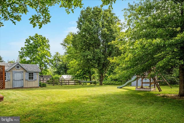 17516 HARMONY CHURCH RD, Hamilton, VA 20158