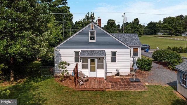 17516 HARMONY CHURCH RD, Hamilton, VA 20158