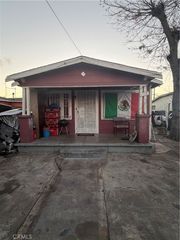 8239 Bell Avenue, Los Angeles, CA 90001