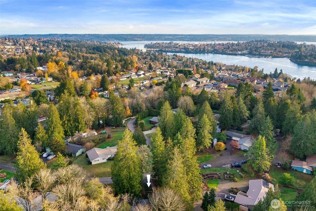 203 NE Alnus Way, Bremerton, WA 98310