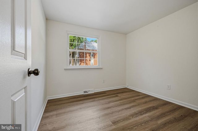 19 HELIOS CT, Newark, DE 19711