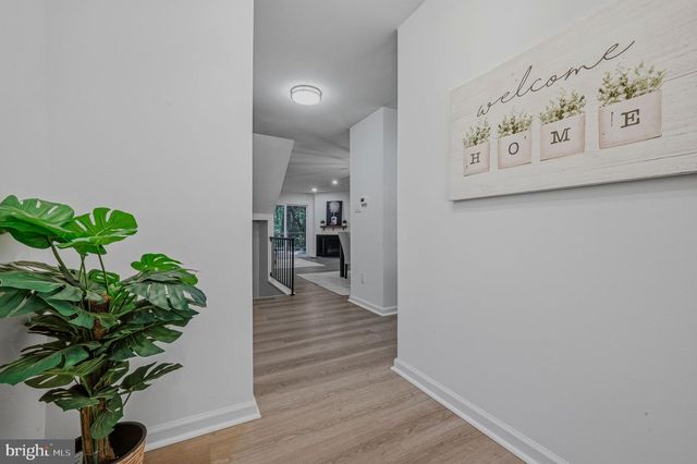 19 HELIOS CT, Newark, DE 19711