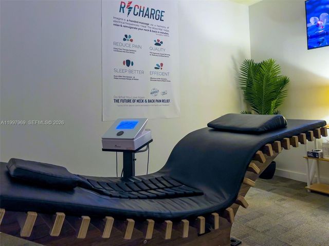 6899 Collins Ave 1908, Miami Beach, FL 33141