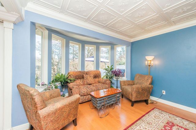 30 Paulsen Street, Weaverville, CA 96093