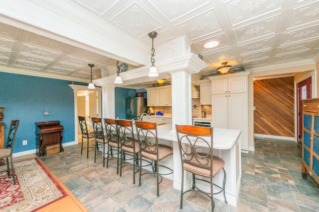 30 Paulsen Street, Weaverville, CA 96093