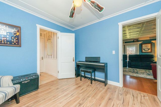 30 Paulsen Street, Weaverville, CA 96093