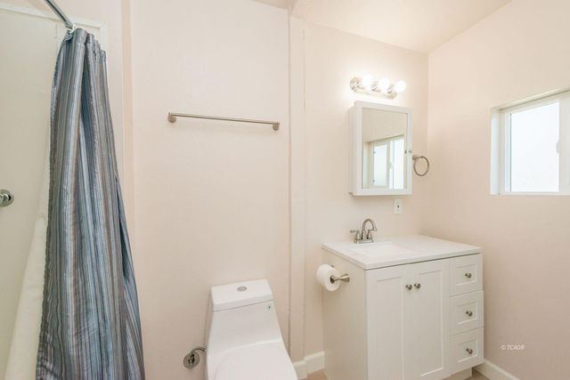 30 Paulsen Street, Weaverville, CA 96093