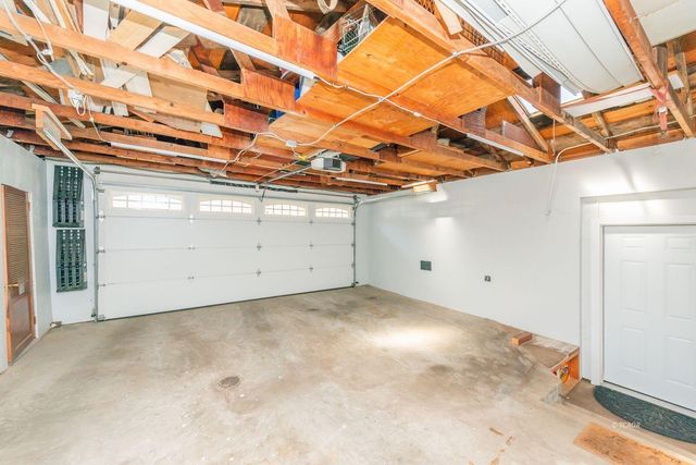 30 Paulsen Street, Weaverville, CA 96093