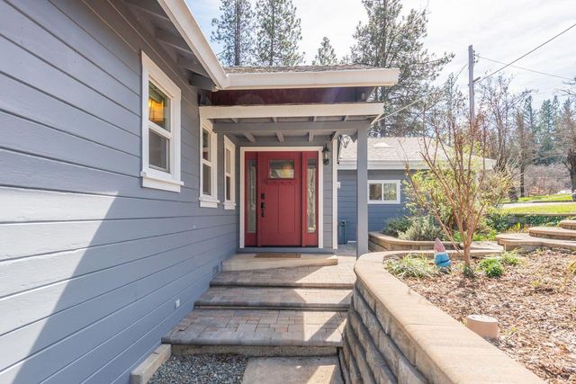 30 Paulsen Street, Weaverville, CA 96093