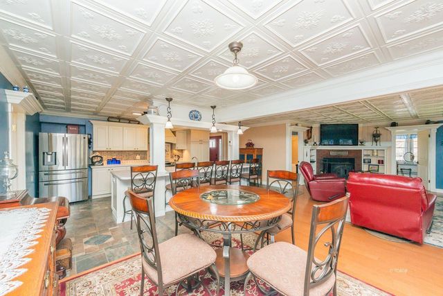 30 Paulsen Street, Weaverville, CA 96093