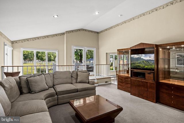 625 DELANCO RD, Edgewater Park, NJ 08010