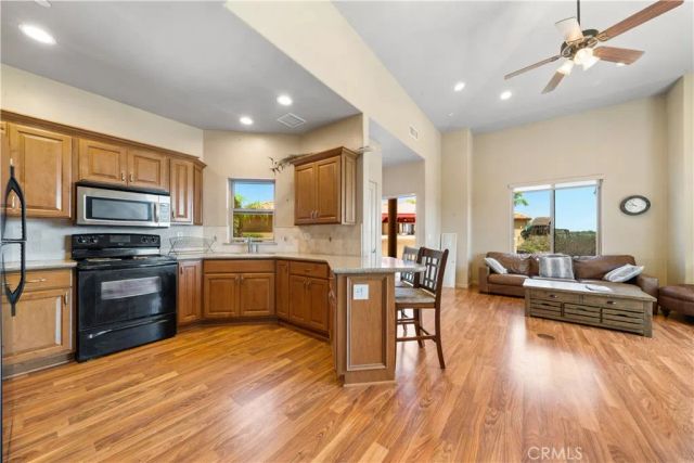 37565 Calle De Companero, Murrieta, CA 92562