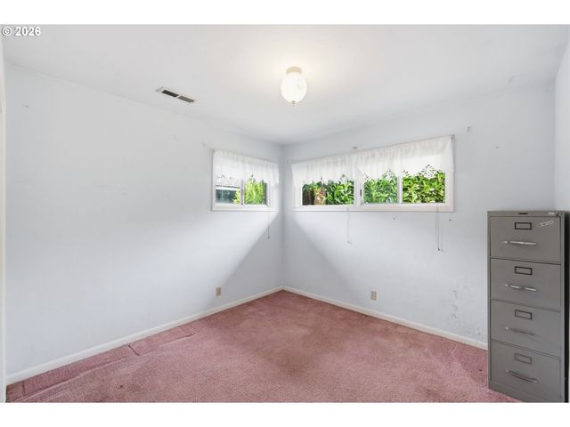 1140 MICHIGAN Ave, Coos Bay, OR 97420