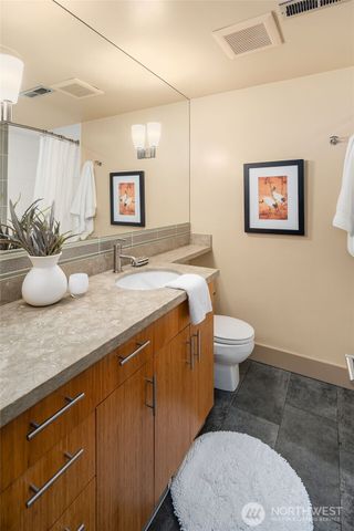2667 44th Avenue W, Seattle, WA 98199