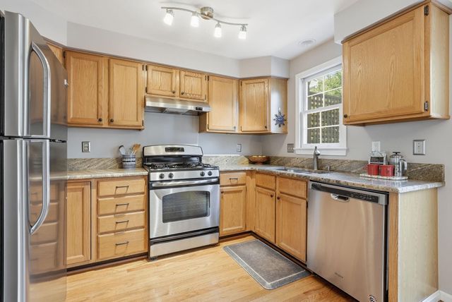 3012 COLONIAL SPRINGS CT, Alexandria, VA 22306