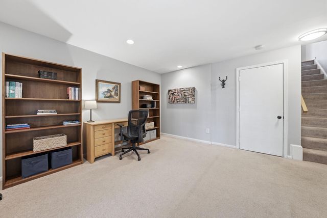 3012 COLONIAL SPRINGS CT, Alexandria, VA 22306