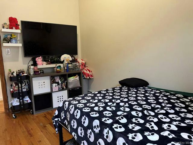 80-29 57th Street, Glendale, NY 11385