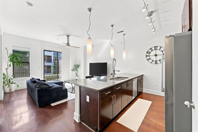 200 N Highland Avenue NE 207, Atlanta, GA 30307