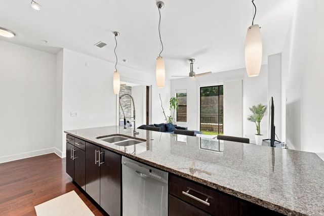 200 N Highland Avenue NE 207, Atlanta, GA 30307