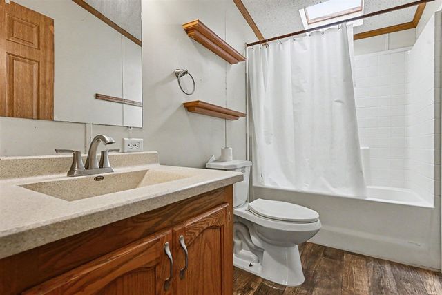 62252 Shaffer Road, Constantine, MI 49042