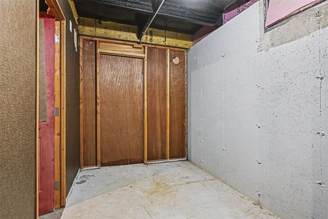 62252 Shaffer Road, Constantine, MI 49042