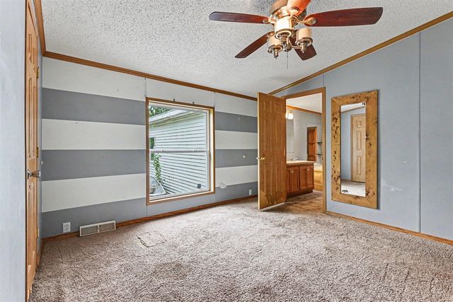 62252 Shaffer Road, Constantine, MI 49042