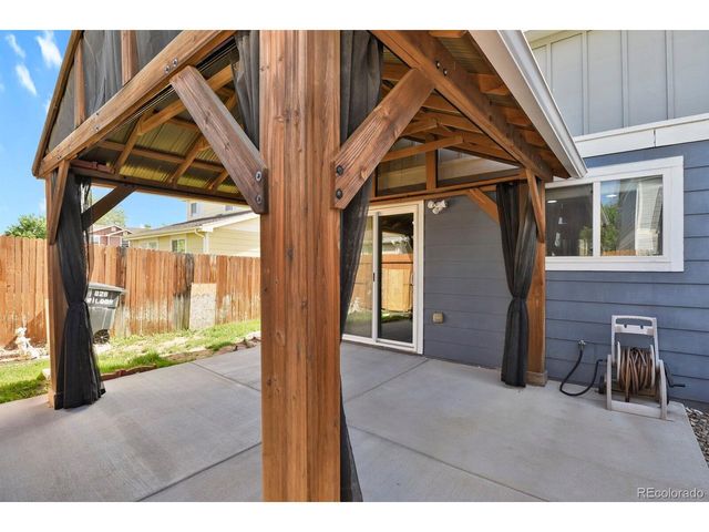 826 Willow Dr, Brighton, CO 80603