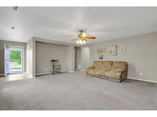 826 Willow Dr, Brighton, CO 80603