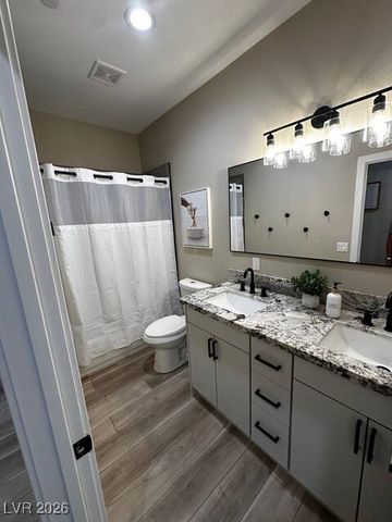 724 North Naples Street, Henderson, NV 89015