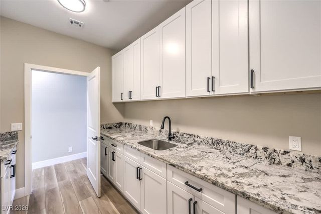 724 North Naples Street, Henderson, NV 89015