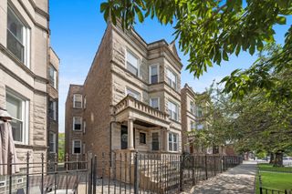 3106 W Fullerton Avenue 1, Chicago, IL 60647