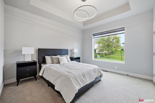 6801 Monarch Drive, Lincoln, NE 68516