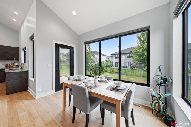 6801 Monarch Drive, Lincoln, NE 68516