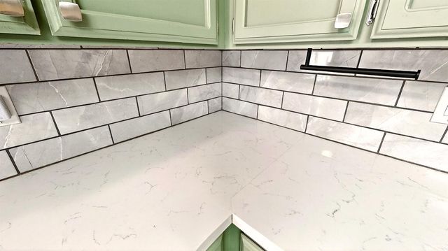 2712 Rriver Valley Cir, Modesto, CA 95351