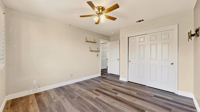 2712 Rriver Valley Cir, Modesto, CA 95351